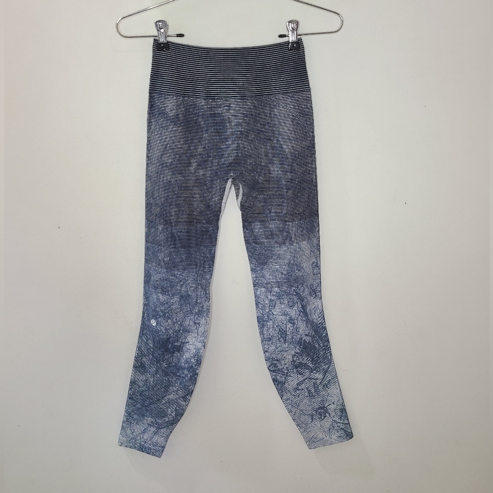 Lululemon Ebb to Train Tight HR Legging in Wash White/Black/Luna Sz 4 - Picture 7 of 12